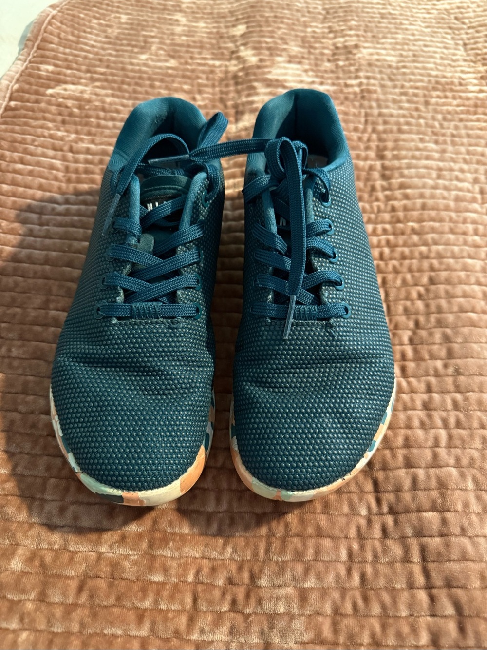 NO BULL trainers sz 8.5 only worn inside